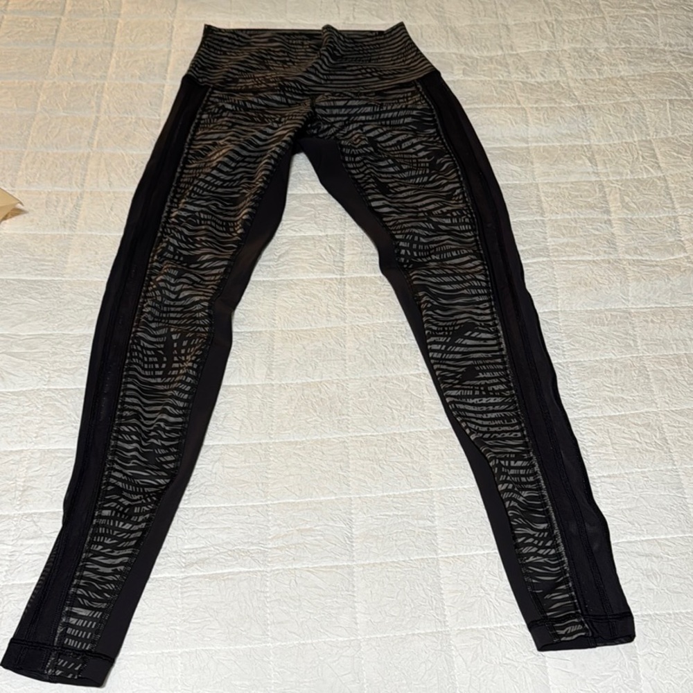 Lululemon Leggings with Fun Pattern